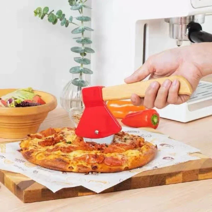 Bamboo-Handled Pizza Axe – Sharp Rotating Blade for Effortless Slicing